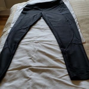 NWOT Victoria Sport Total Knockout tight